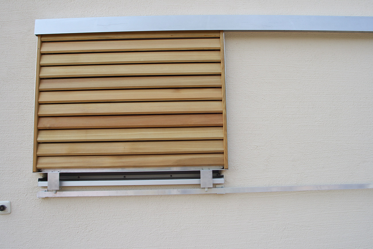 Klapp- und Schiebeläden - Frasch Fensterbau Holzgerlingen